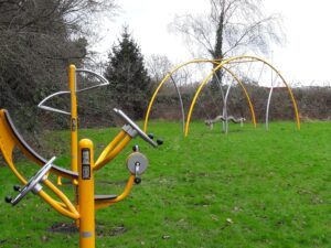 alt="gym equipment"