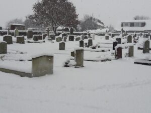 alt="gravestones"