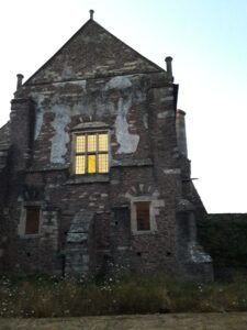 alt="acton court"